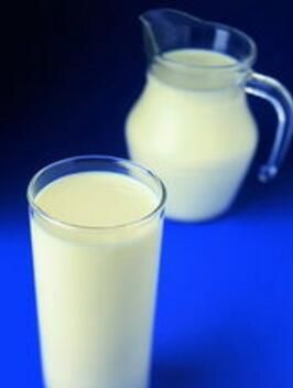 九游官网入口：除了巧克力、洋葱这些东西也千万不能给狗狗吃(图3)