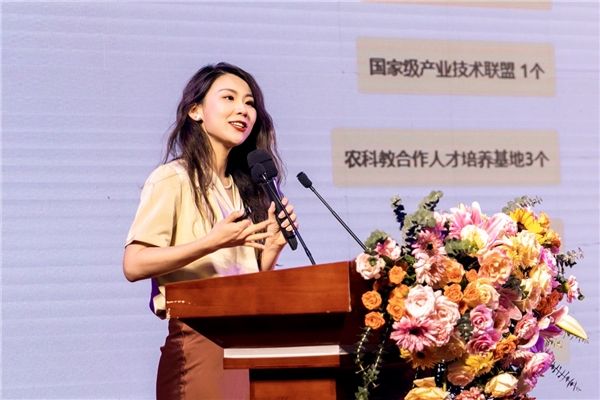 九游app：安宠工厂出席2023宠物营养科学会议联合帝斯曼-芬美意建立研发应用中心(图7)