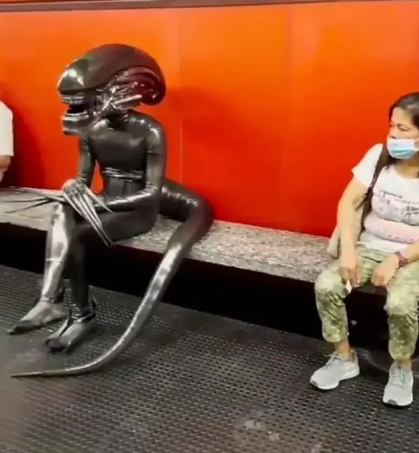 轻松一刻：小伙子你要撞大运啦！(图13)