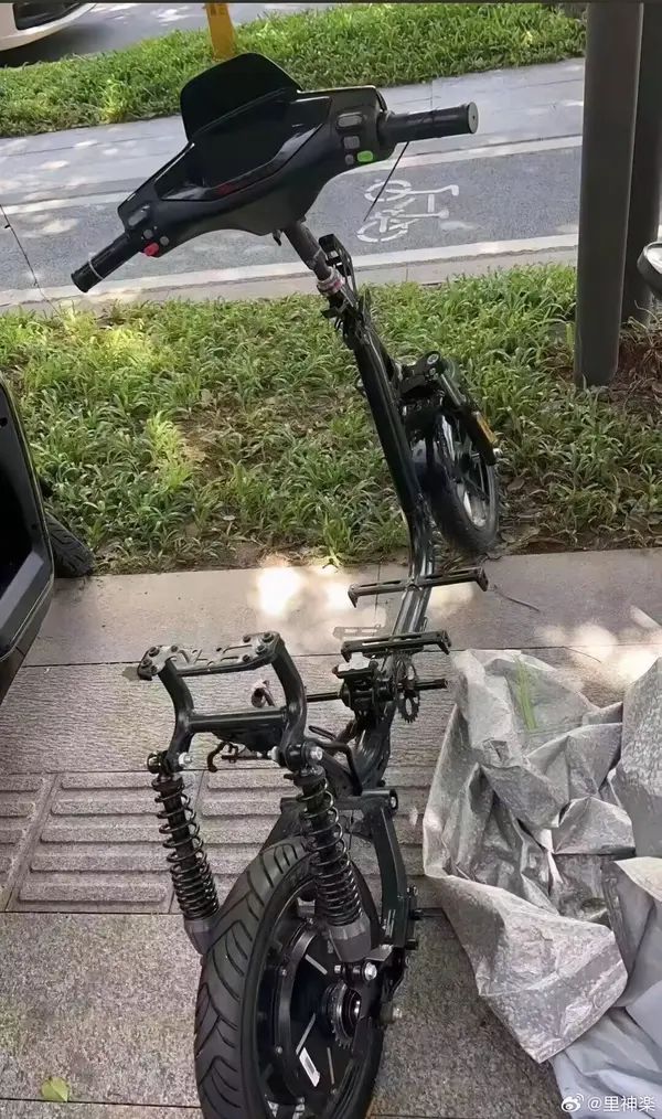 轻松一刻：小伙子你要撞大运啦！(图15)