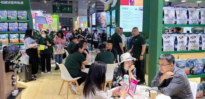 科技赋能澳博天纯携多款创新型健康产品亮相2025它博会！(图2)