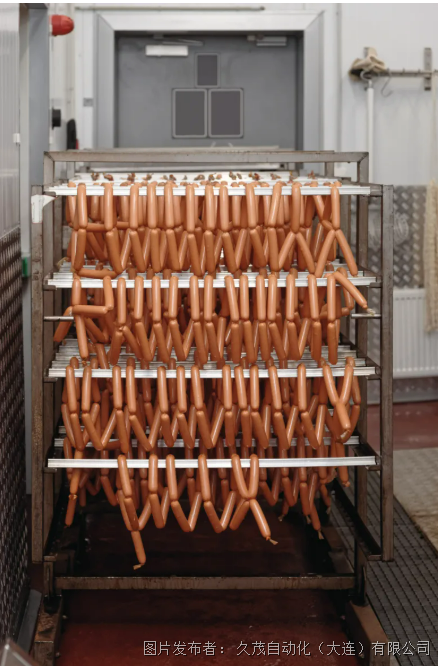 客户故事 击爪为盟！酥脆狗粮 汪汪认证的快乐(图2)