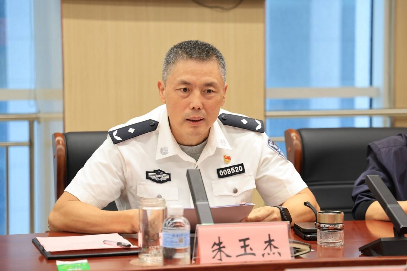 济南市推动宠物经济高质量发展暨 人宠友好与城市文明座谈会召开(图3)