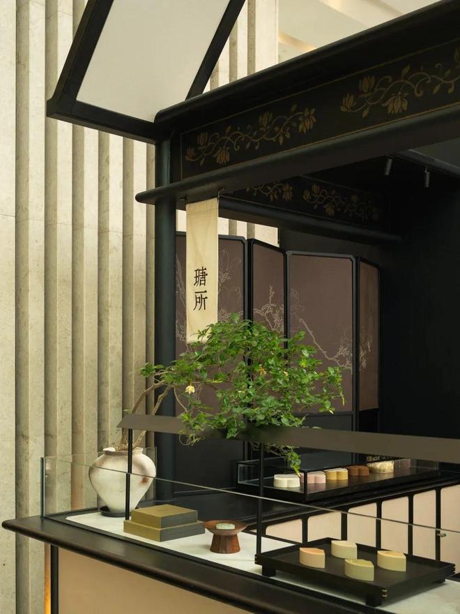 九游app：2200+新首店来了！德基广场炸街这些赛道“杀”疯了…(图6)